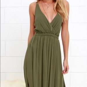 Lulu’s Olive Green Maxi Dress XS